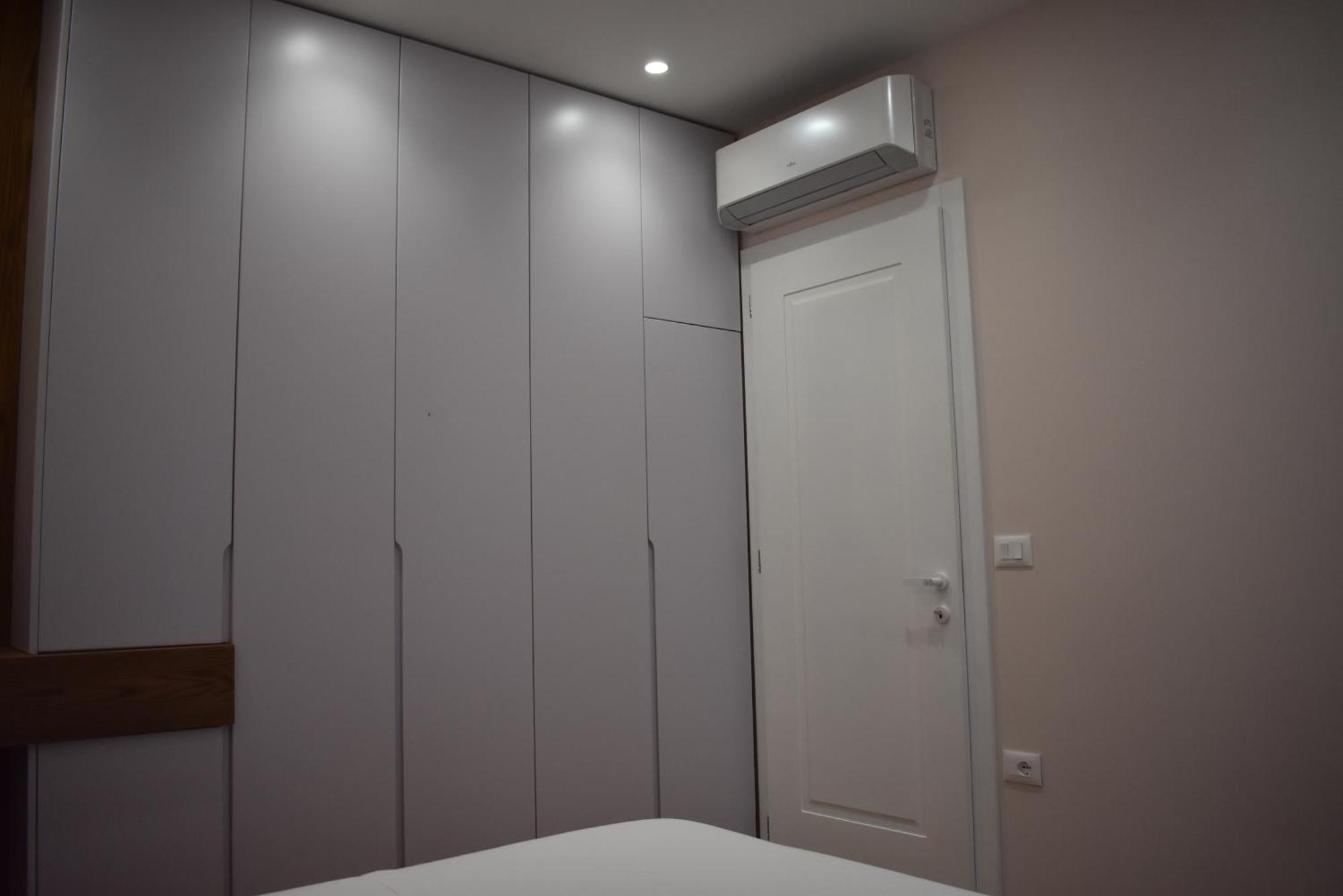 Tam Skanderbeg Square Serviced City Center Apartment No1 地拉那 外观 照片